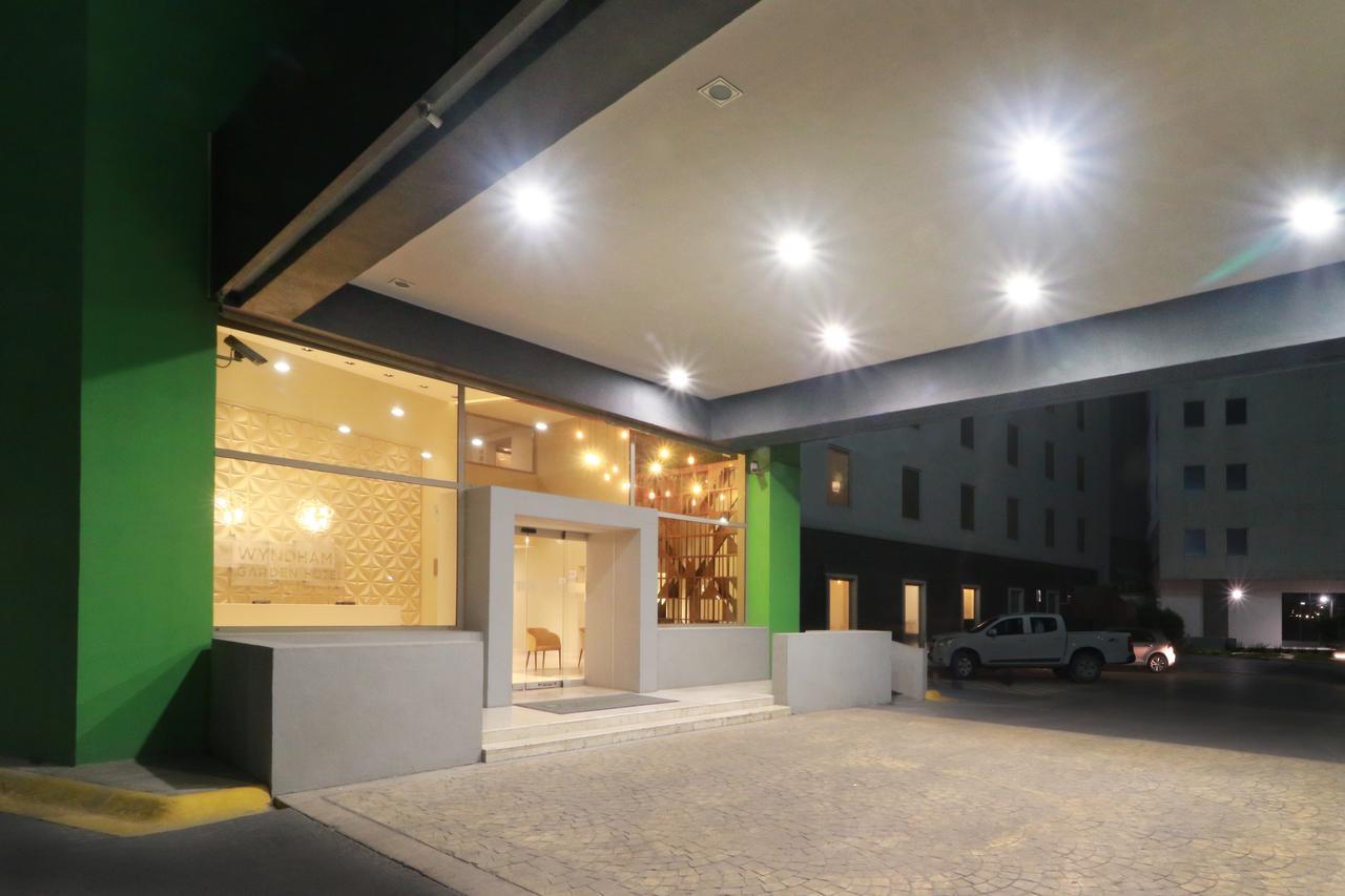 Wyndham Garden Monterrey Valle Real Exterior photo